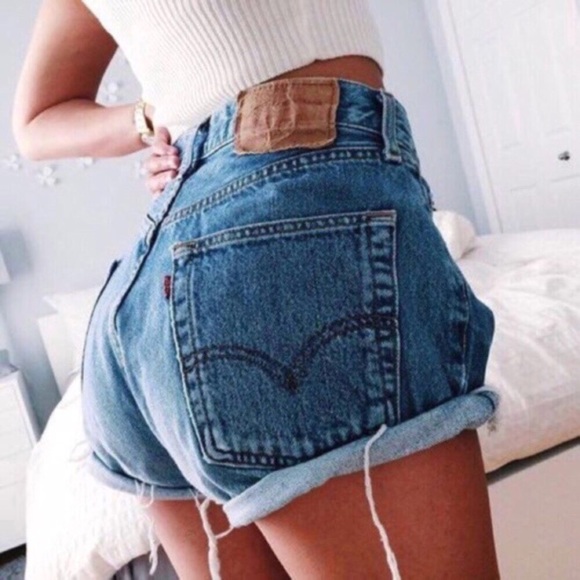 Levi's Pants - Super cute Levi’s 501 High waisted shorts